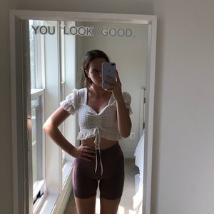 like new white girly textured crop top